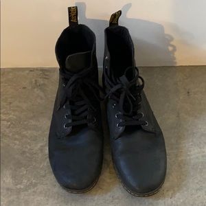 Dr. Martens Sneaker boots